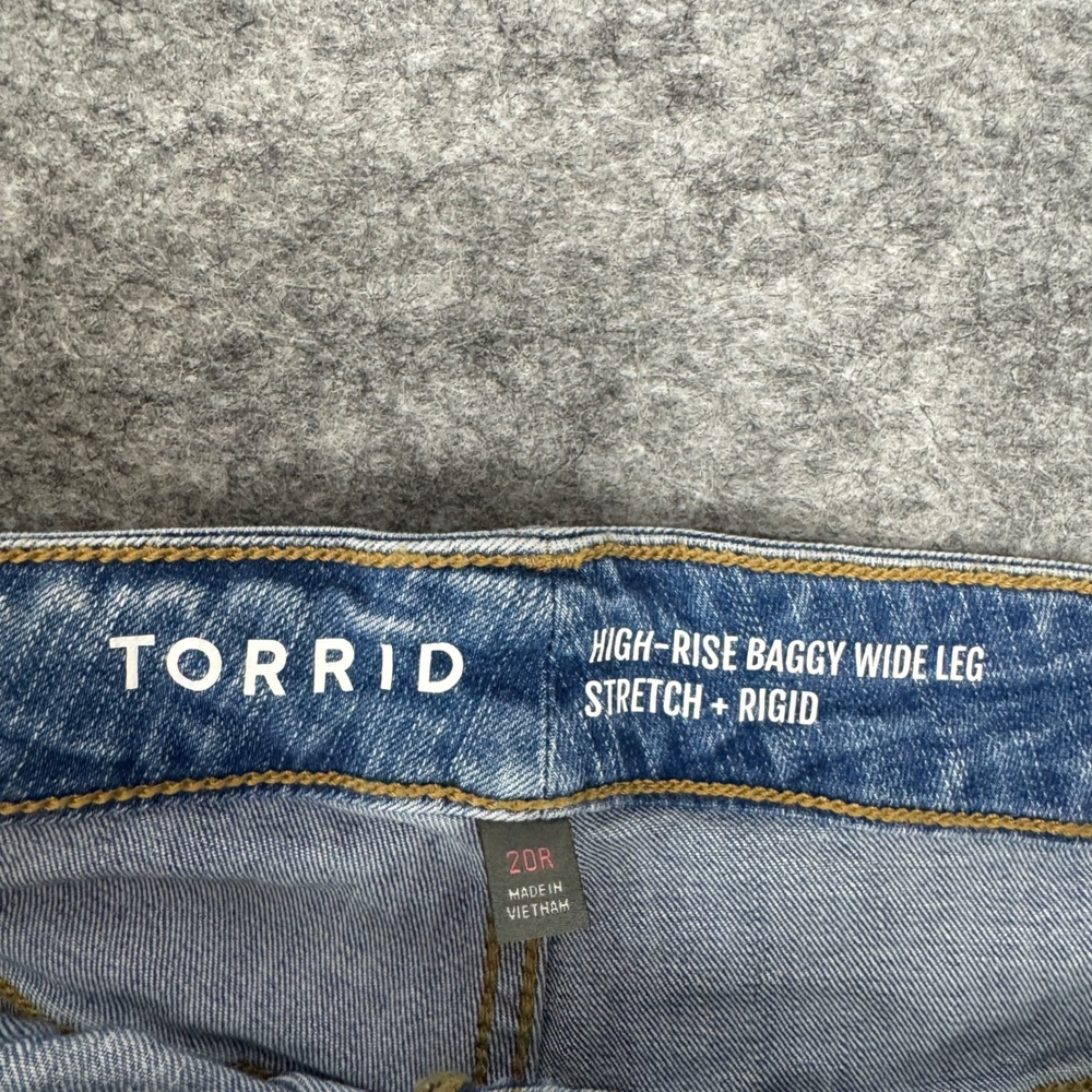 Torrid High-Rise Baggy Wide Leg Jeans Light Wash Blue Denim 20R 43865785 - Picture 4 of 11